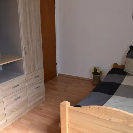 Iseringhausen Apartment